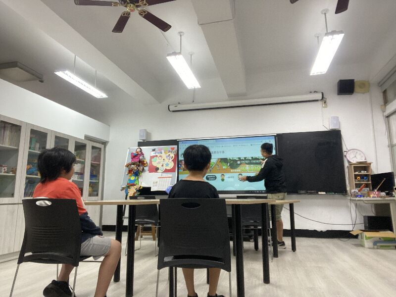 教師介紹食農教育資訊整合平台