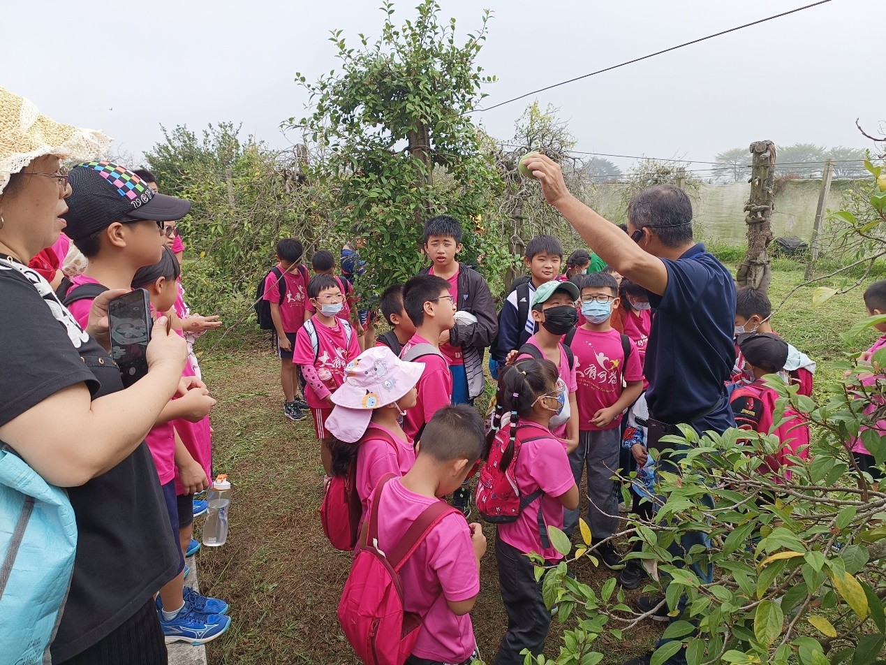 小朋友戶外教學