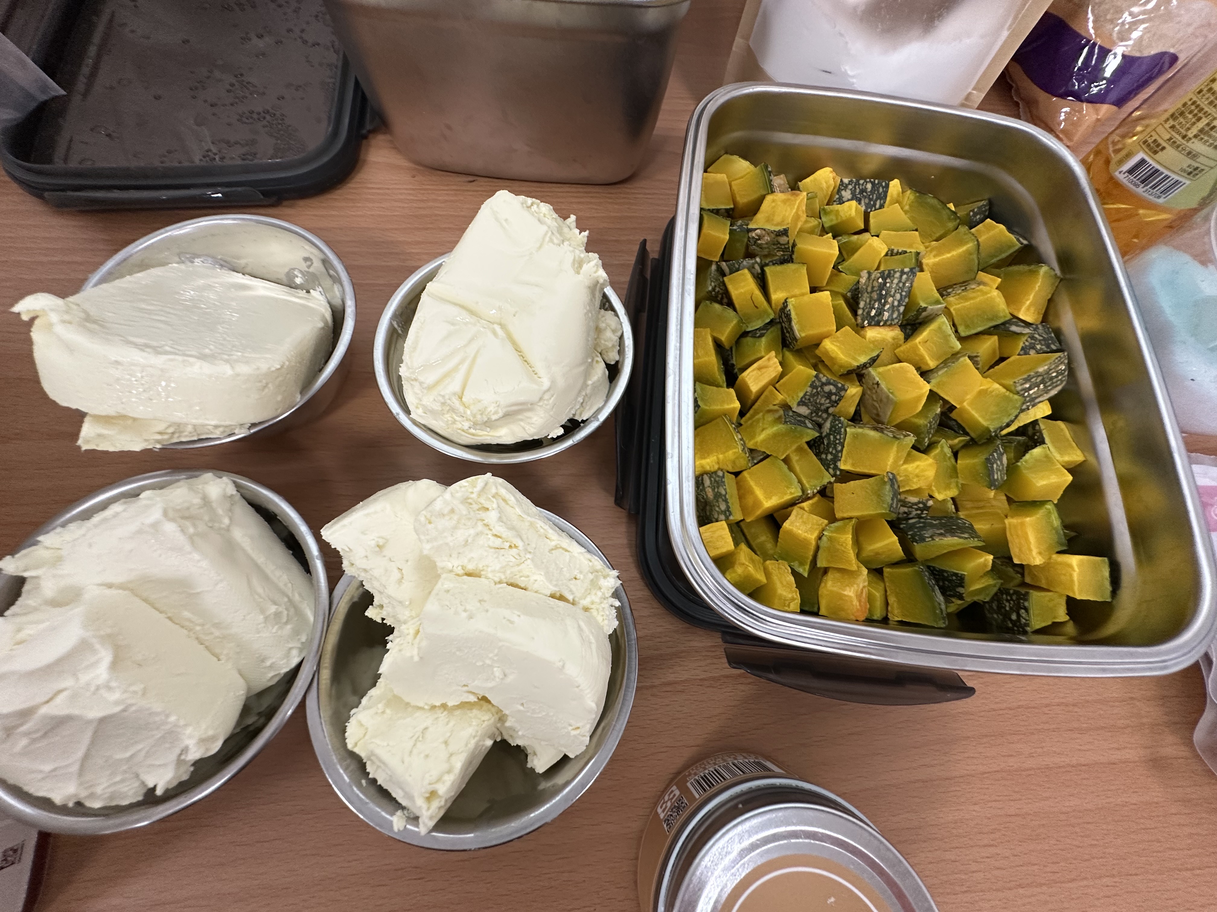 6CE242A5-CA75-46F1-9ECB-A584F0C8DB39