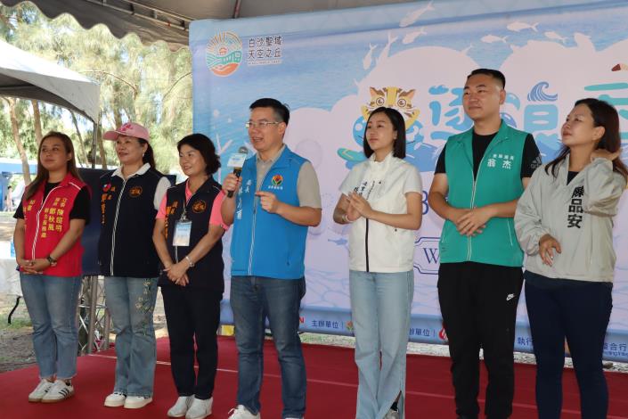 文觀局長與議員共同行銷苗栗海岸線風光