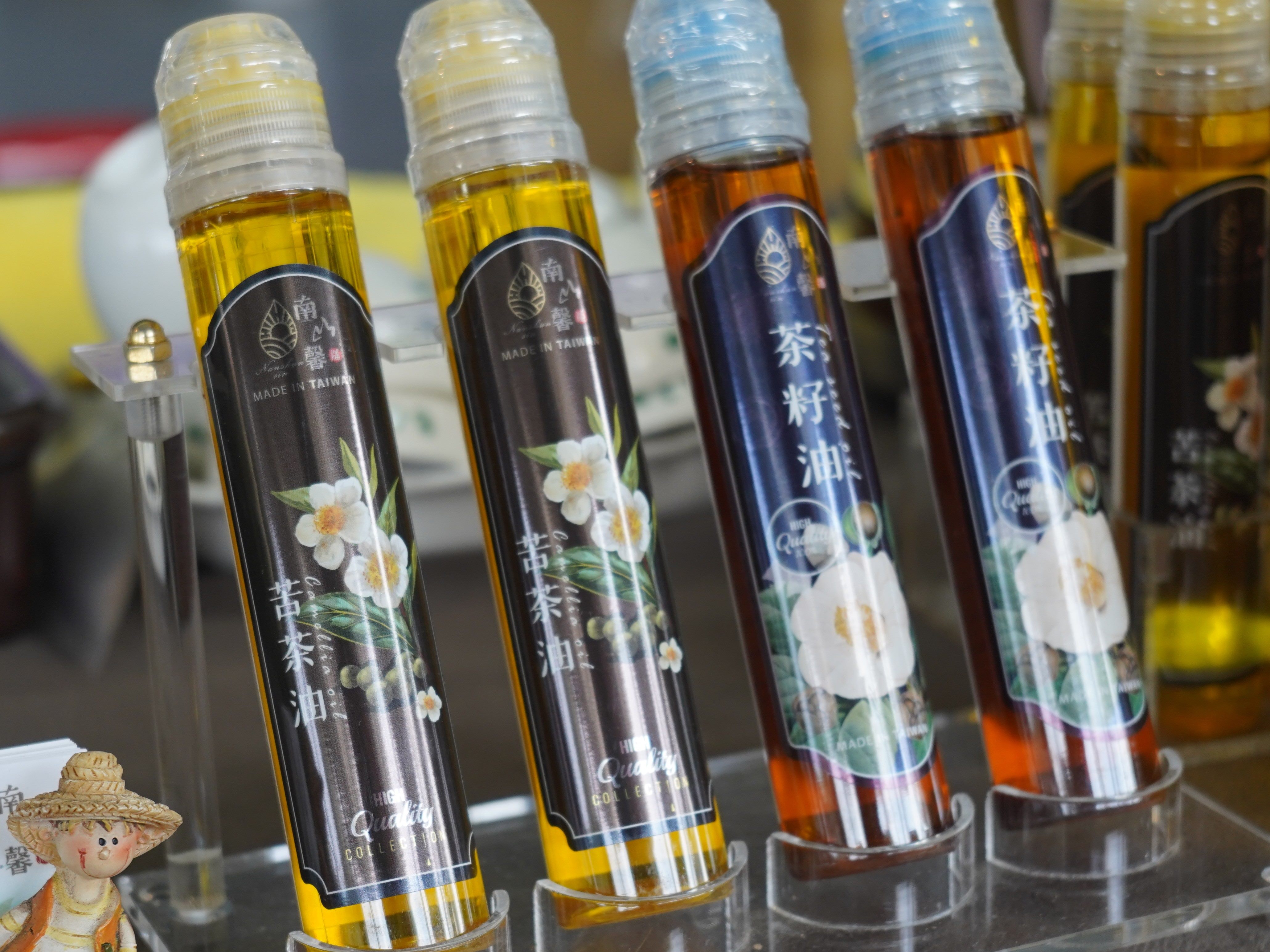 品嚐南港苦茶油