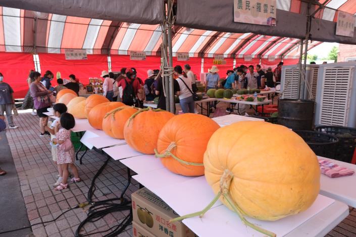 官網-農產品展售區展售在地特色農產品