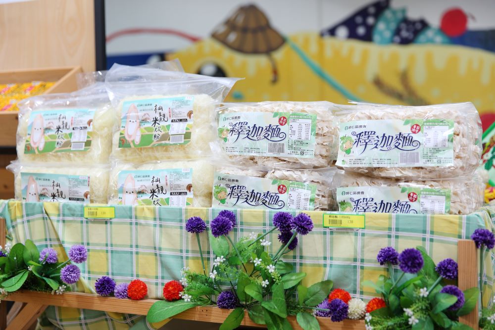 釋迦麵、秈靚炊米粉是歸仁才吃得到的風味喔！