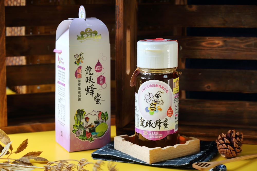 才剛成立產銷班，歸仁班員生產的龍眼蜜參加評鑑，就傳出捷報。