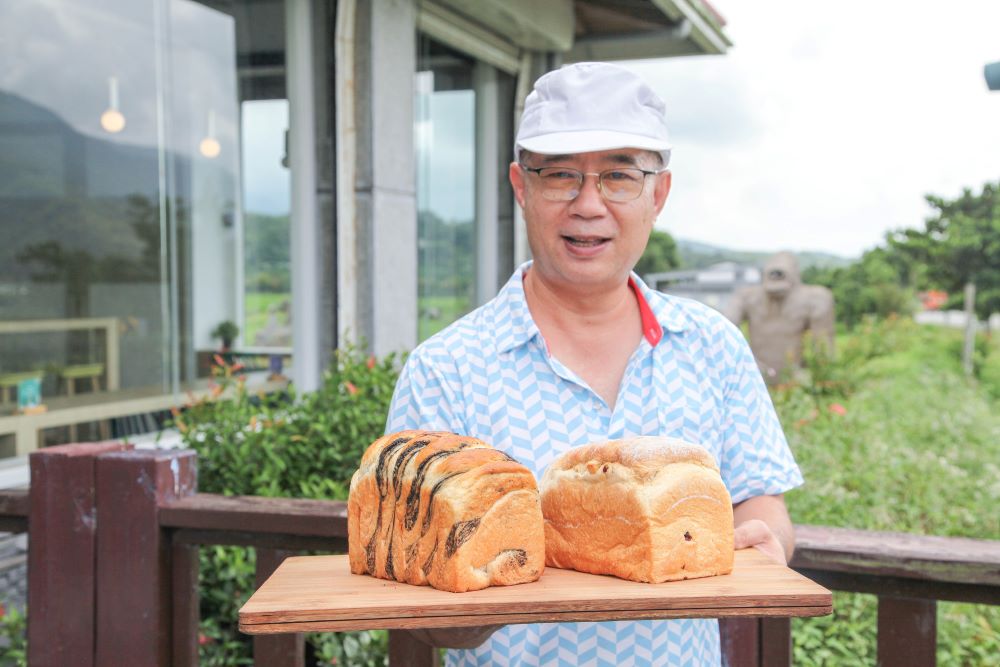 富里農民直銷站的「米吐司」，人氣最高。