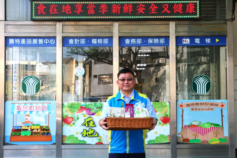 二林農產豐富，除蘿蔔外，總幹事邱士平也積極行銷蕎麥、紅薏仁等產品。