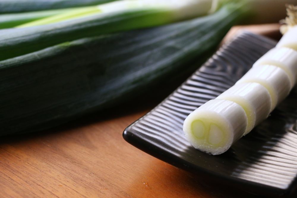 大蔥生食清爽、煮後甘甜。