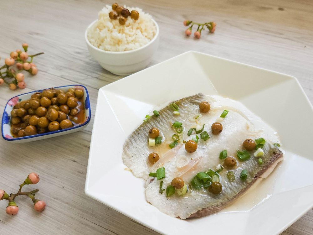 醃漬破布子拿來配飯、蒸魚都好吃。