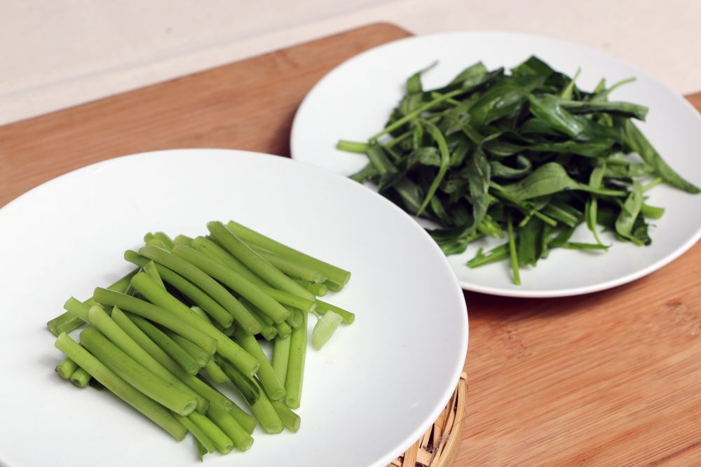 菜梗、菜葉不能一起下鍋炒。